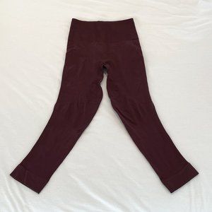 Lululemon Zone In Compression Crop Leggings Size 6, Color Bordeaux Drama